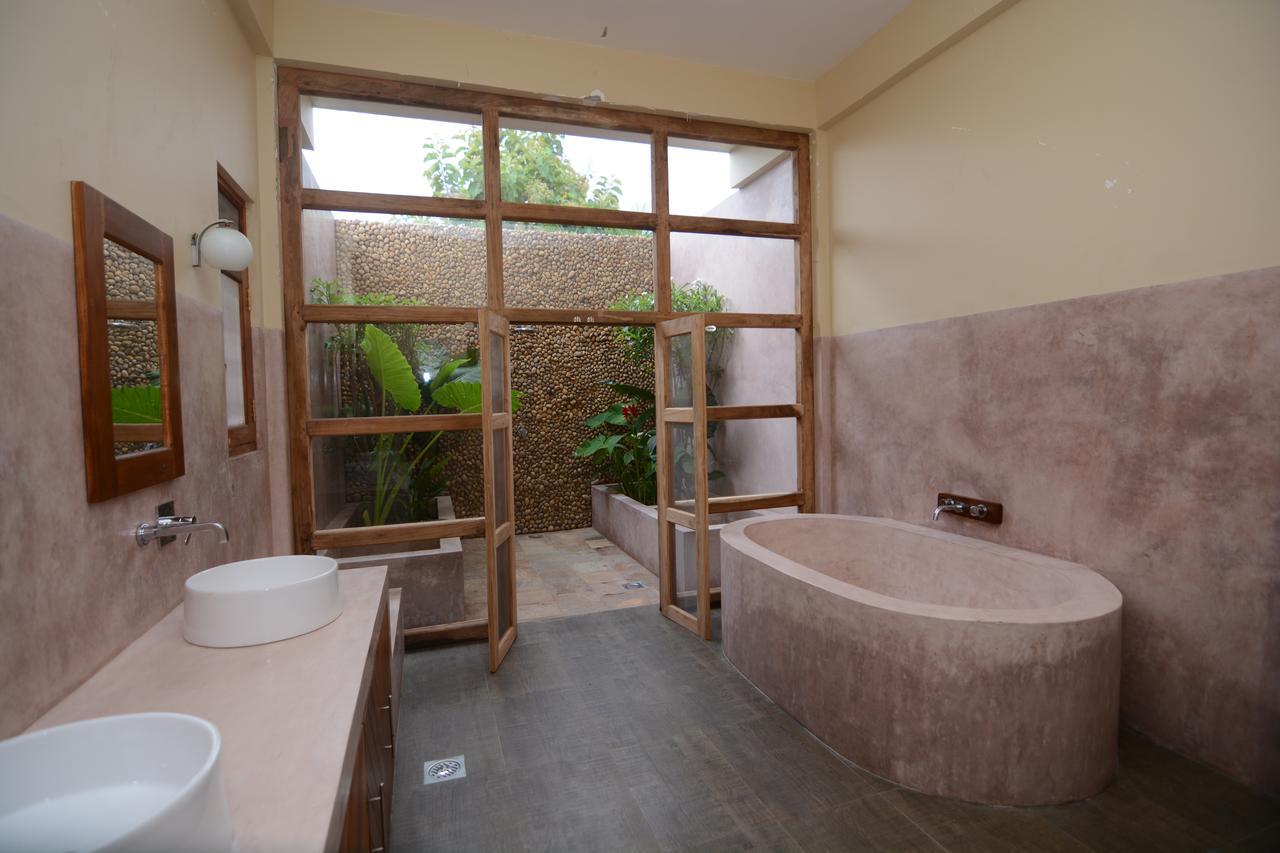 Wild Lotus Yala Villa Tissamaharama Luaran gambar